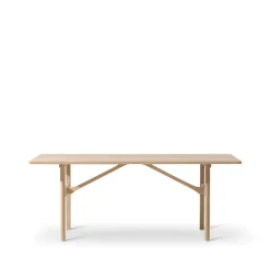 Fredericia Furniture Dining Tables*6284 dining table, Soaped oak Beige