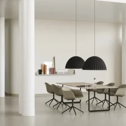 Muuto Dining Tables*70/70 dining table 295x108 cm, Sollid oak-Black Beige