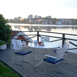 Grythyttan Stålmöbler Table For Outdoor Use*9A dining table, lacq. oak-hot-dip galvanized stand Ø120 cm White