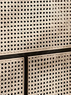 Design House Stockholm Display & Glass Cabinets*Air side table, Black