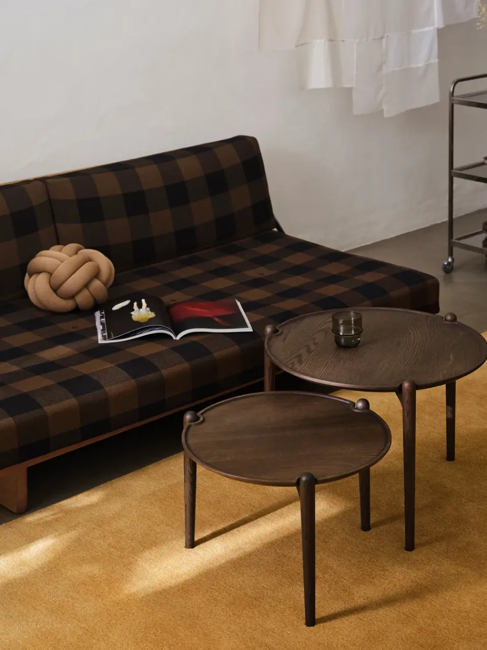 Design House Stockholm Coffee Tables*Aria coffee table, Dark oak, Ø60x37 cm Brown