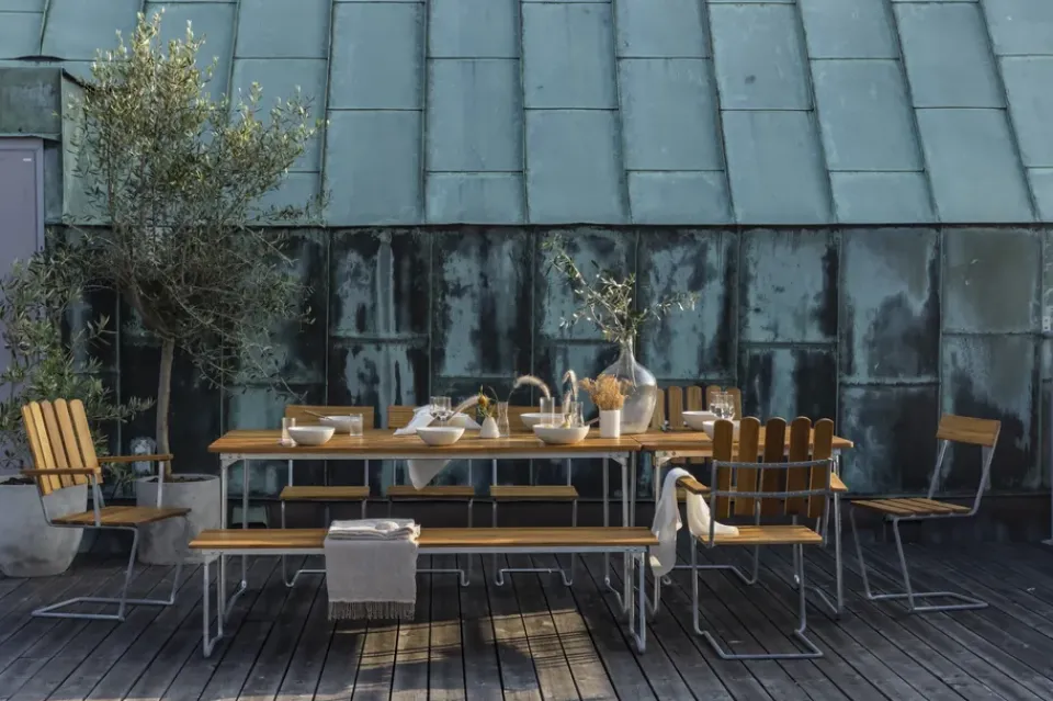 Grythyttan Stålmöbler Table For Outdoor Use*B31 dining table, Oak oil-hot-dip galvanized stand Beige