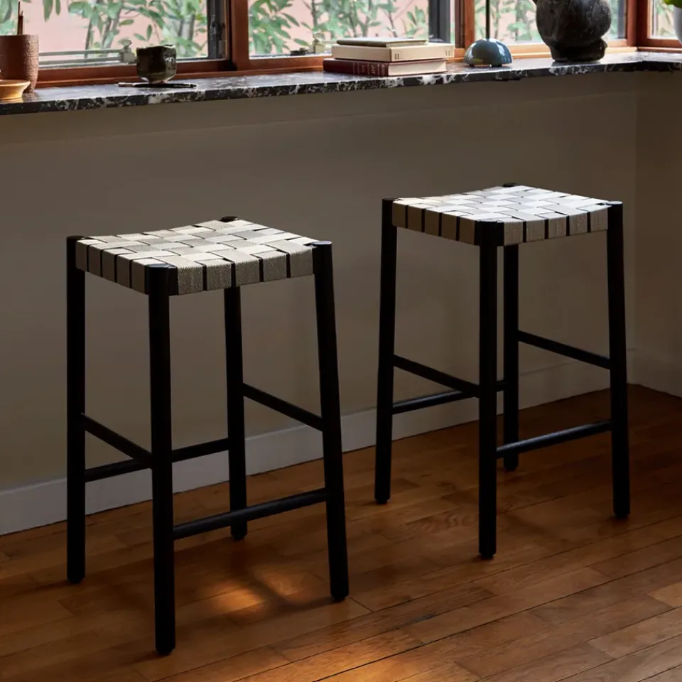 &Tradition Bar Stools*Betty TK7 barstool, , nature braided linen band seat Black