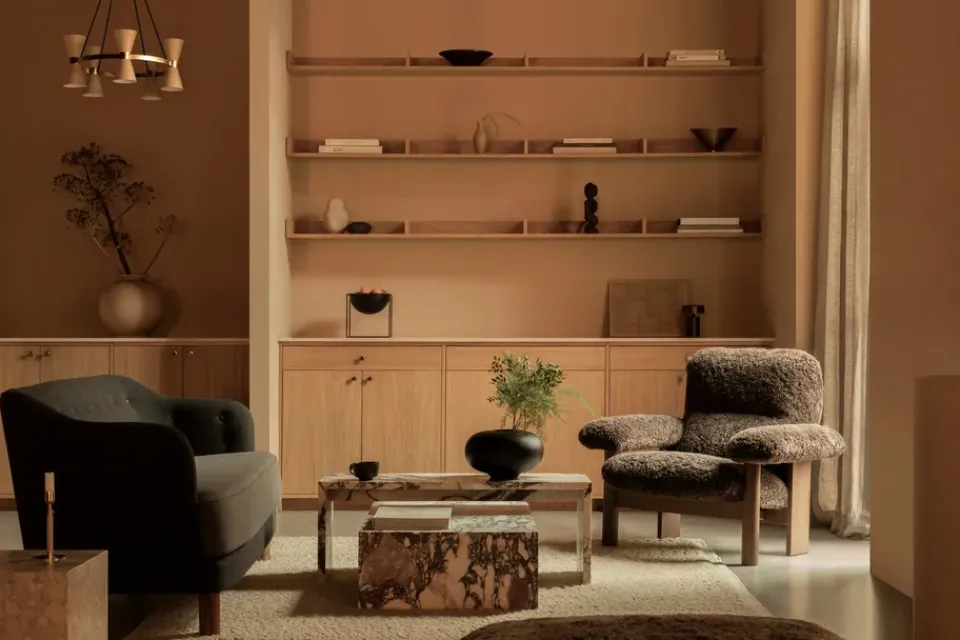 Audo Copenhagen Armchairs & Footstools*Brasilia armchair, Dark oak-Nature sheepskin curly Beige