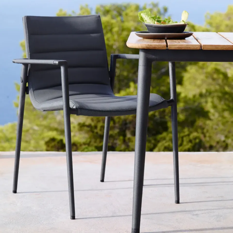Cane-line Table For Outdoor Use*Core dining table teak 160x100x74 cm, Lava grey stand Brown