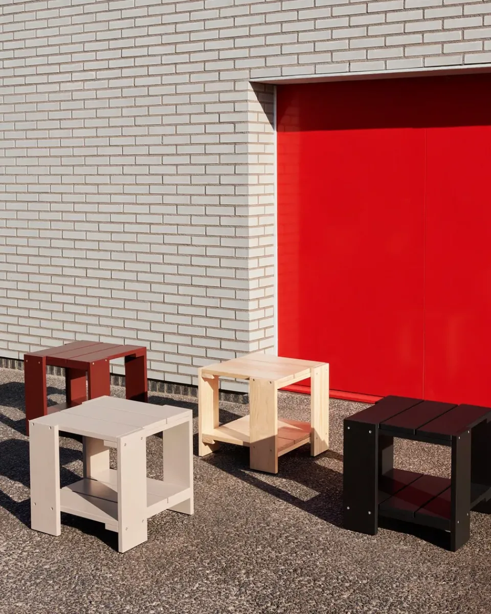 HAY Table For Outdoor Use|Outdoor Lounge Furniture*Crate Side Table 49.5x49.5x45 cm lacquered pine, London fog Grey