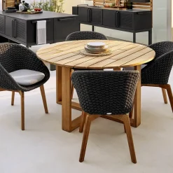 Cane-line Table For Outdoor Use*Endless dining table round teak, Ø130 cm Brown