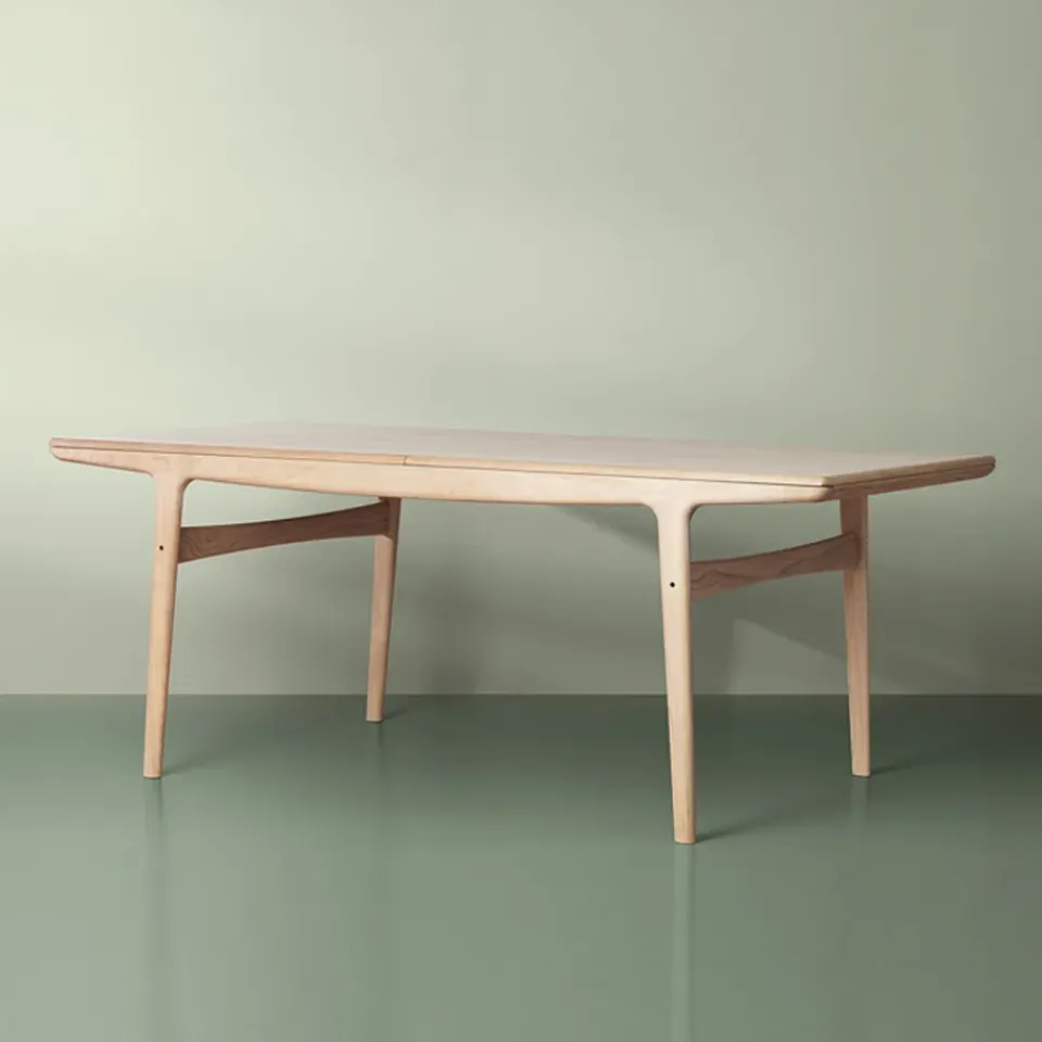 Warm Nordic Dining Tables*Evermore dining table, Walnut oil 160 cm Brown
