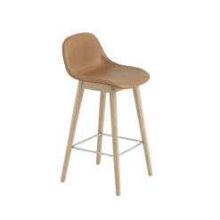 Muuto Bar Stools*Fiber barstool with backrest 65 cm, Leather refine cognac-oak legs Brown
