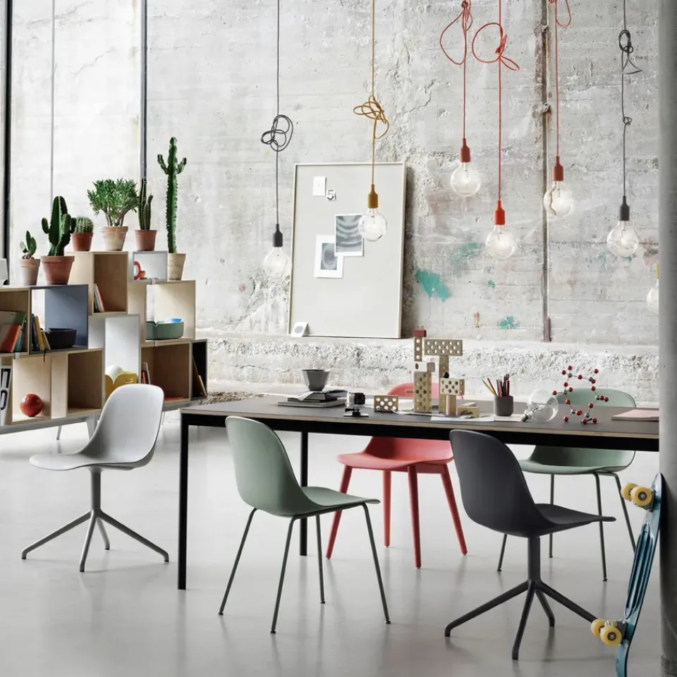 Muuto Chairs*Fiber chair steel sled base plastic seat, - Grey