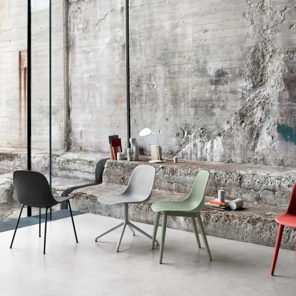 Muuto Chairs*Fiber chair steel sled base plastic seat, - Grey