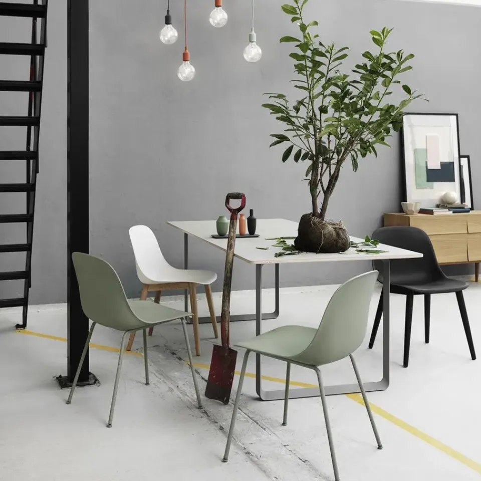 Muuto Chairs*Fiber Side Chair, White