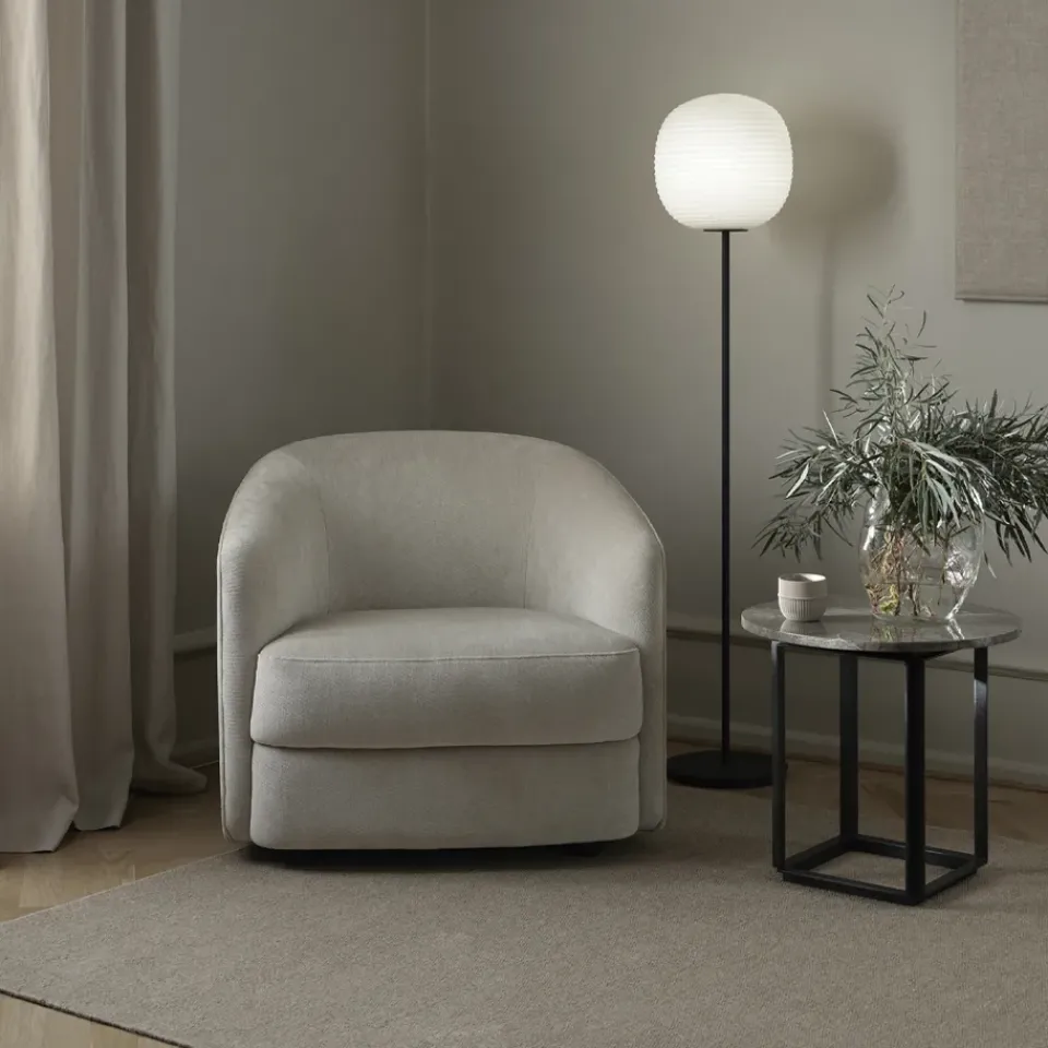 New Works Side Tables*Florence side table, Gris du marais marble. ø50 cm. black stand Grey
