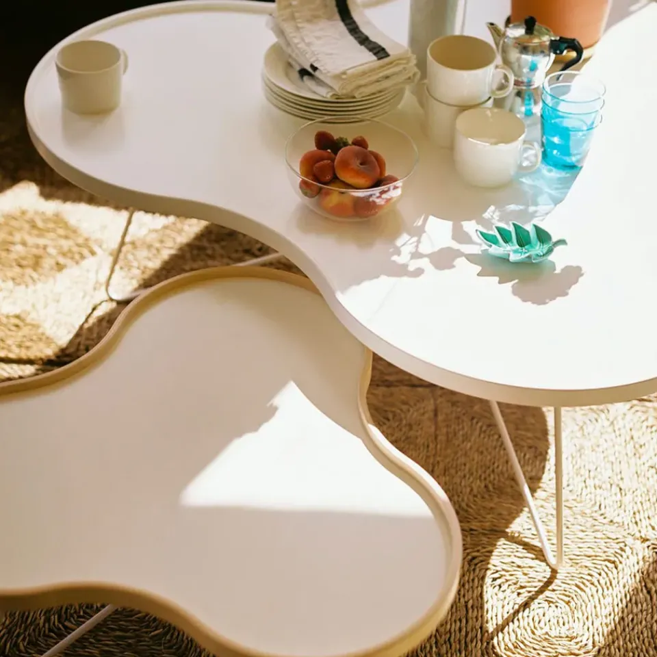 Swedese Coffee Tables*Flower table 84x90 cm, , 39cm, oak edge, base Black