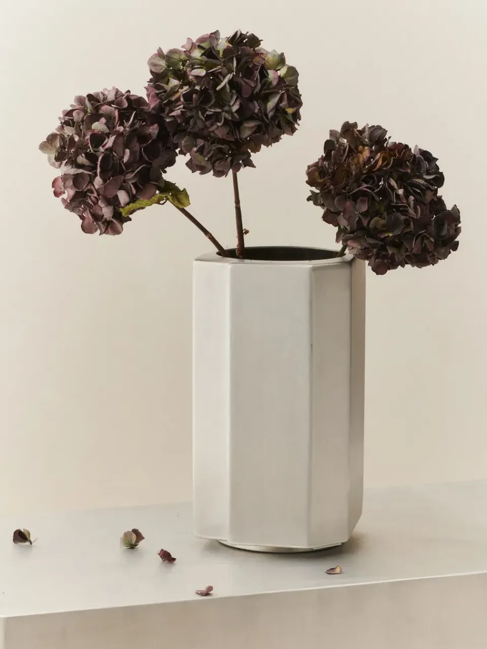 Louise Roe Garden Details & Accessories*Funki pot S 36 cm, Brushed Aluminium Silver-coloured
