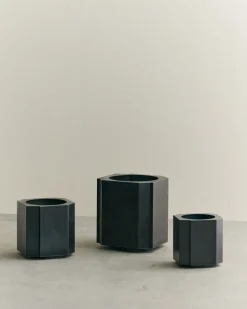 Louise Roe Garden Details & Accessories*Funki Pot XL 70 cm, Raw Iron Black