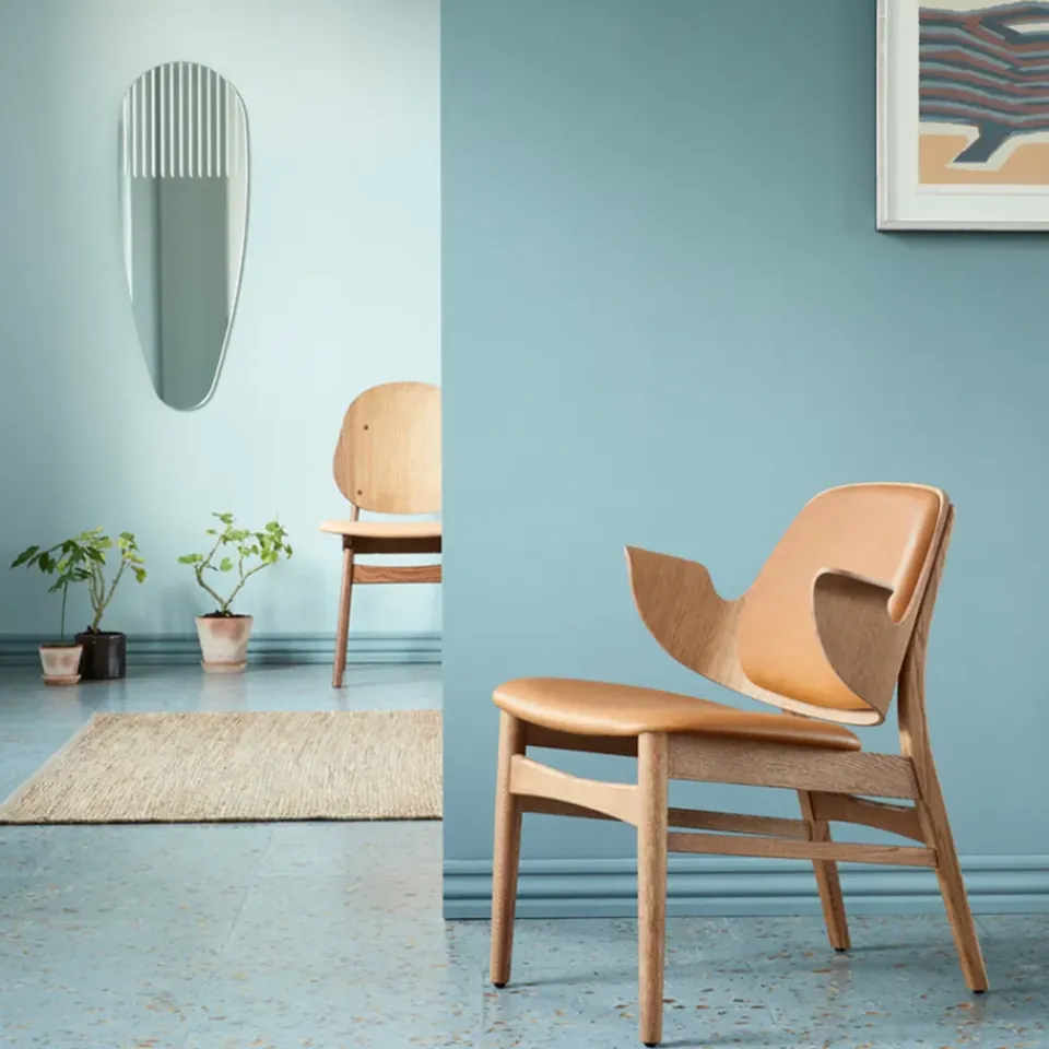 Warm Nordic Armchairs & Footstools|Chairs*Gesture lounge chair, Leather sevilla 4001 , lacquered beech legs Black