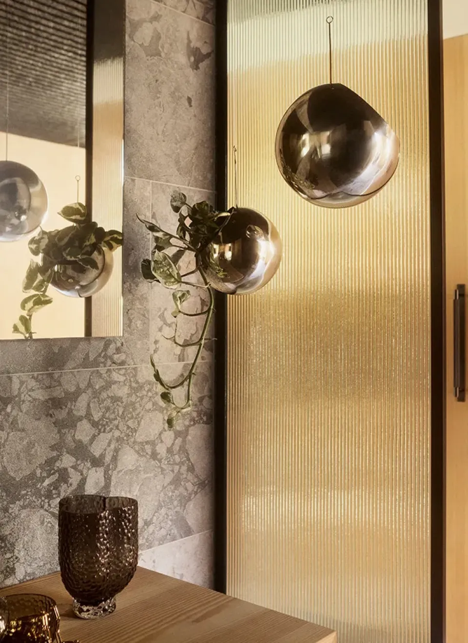 AYTM Garden Details & Accessories*GLOBE hanging pot Ø21 cm h32 cm, Silver Silver-coloured