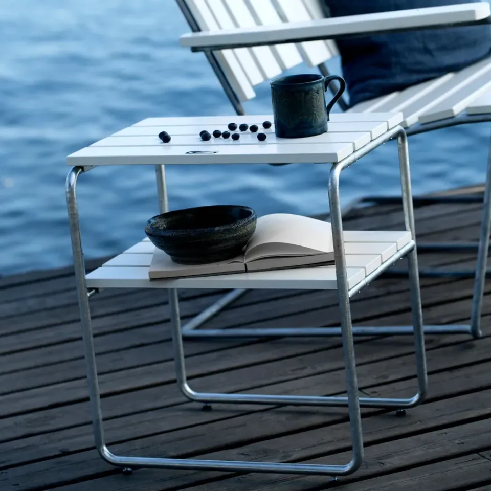 Grythyttan Stålmöbler Table For Outdoor Use*Grythyttan side table, lacquer oak-hot-dip galvanized stand White