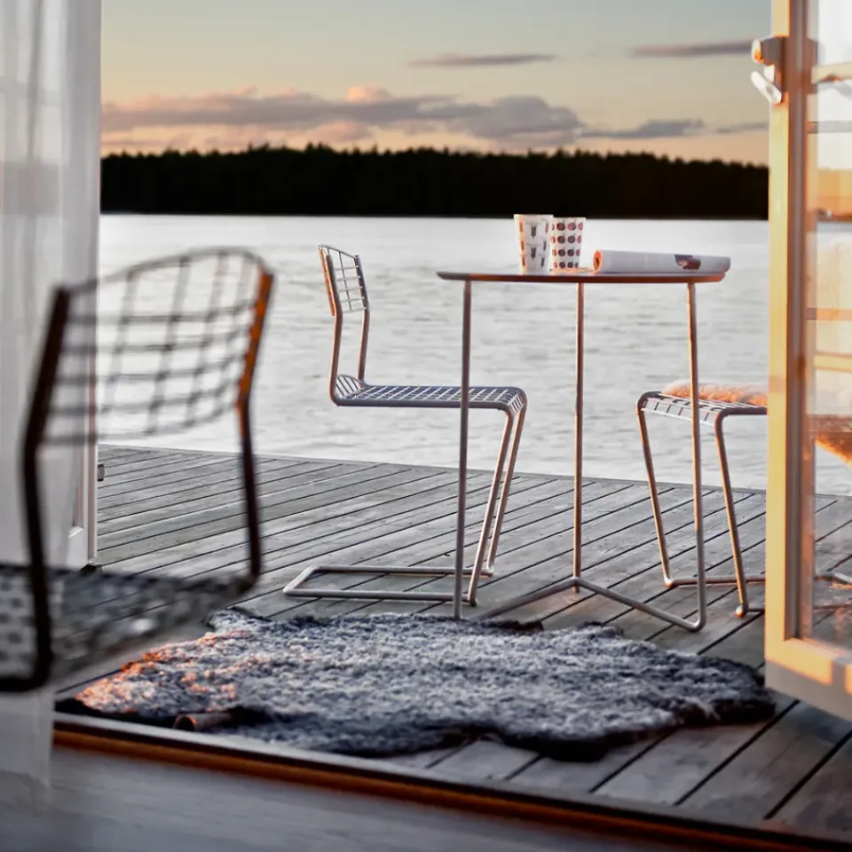 Grythyttan Stålmöbler Table For Outdoor Use*High Tech table, -hot-dip galvanized stand, Ø60 cm White
