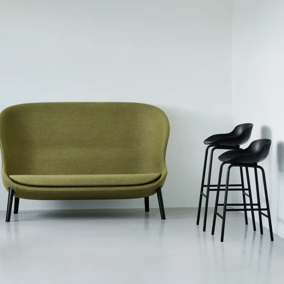 Normann Copenhagen Bar Stools*Hyg barstool metal legs 75 cm, Black