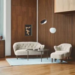 Audo Copenhagen Sofas*Ingeborg 2.5-seat sofa, Sheepskin moonlight-leg oak smoked White