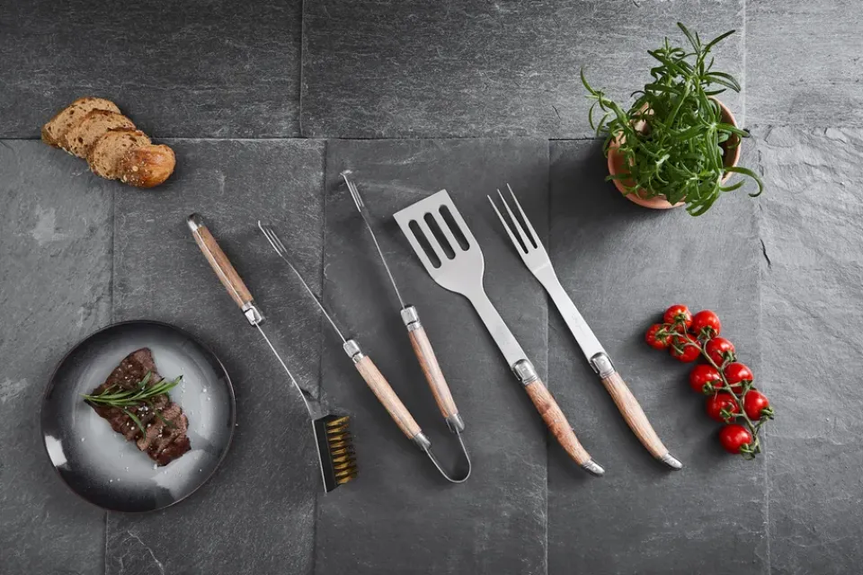 Hâws Garden Details & Accessories*Laguiole By BBQ grill set 4-piece, Oak BrownSilver-coloured