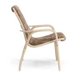 Swedese Armchairs & Footstools*Laminett arm chair laquered beech/sheep skin, Sahara (nougat brown) Beige