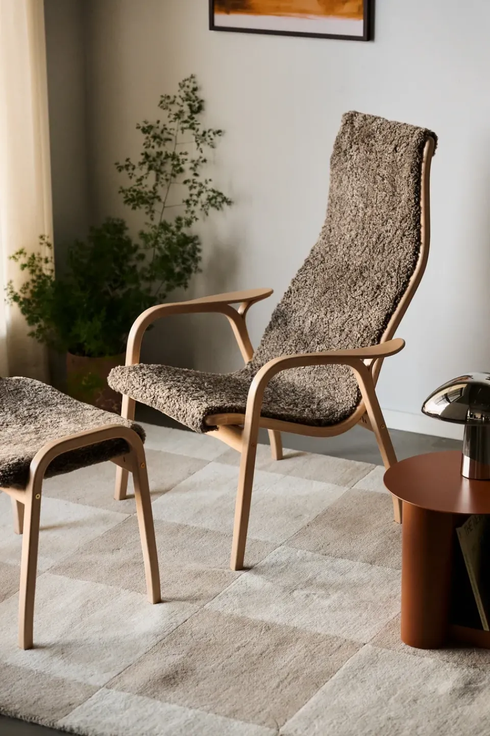 Swedese Armchairs & Footstools*Lamino arm chair laquered beech/sheep skin, Sahara (nougat brown) Beige
