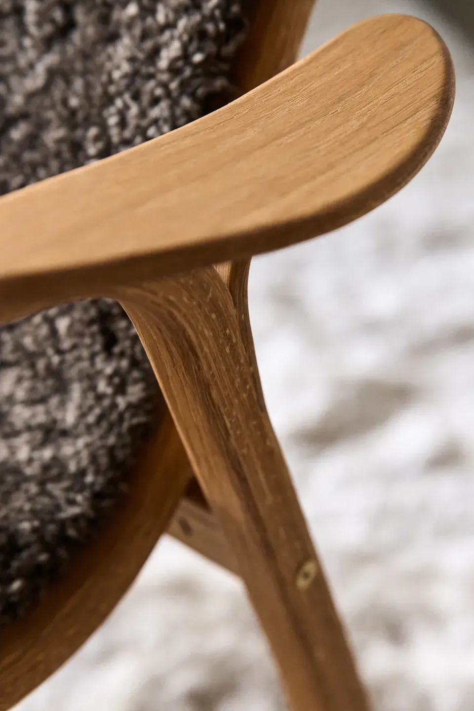 Swedese Armchairs & Footstools*Lamino arm chair oiled oak/sheep skin, Sahara (nougat brown) Beige