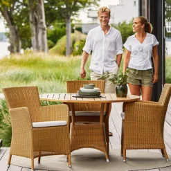 Cane-line Table For Outdoor Use*Lansing dining table Ø120 cm, Teak-weave taupe Brown