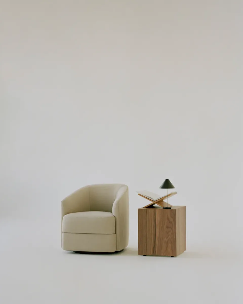 New Works Side Tables*Mass side table 40x40x47 cm, Walnut Brown