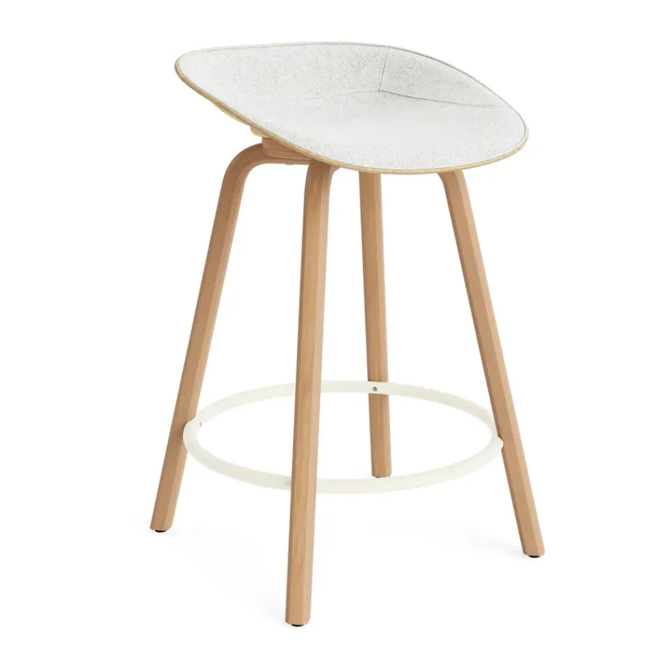 Normann Copenhagen Bar Stools*Mat Barstool front-upholstered 65 cm., Hallingdal 110-hemp-beech-cream steel Beige