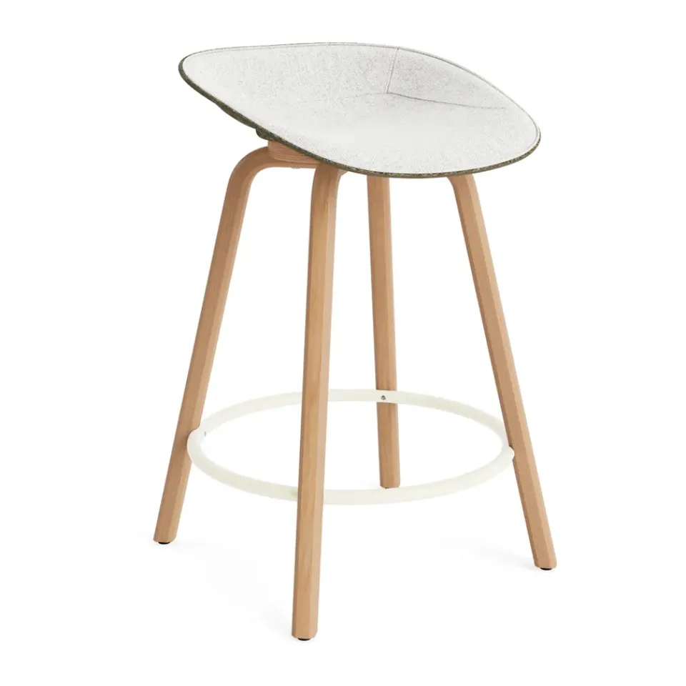 Normann Copenhagen Bar Stools*Mat Barstool front-upholstered 65 cm., Hallingdal 110-seaweed-beech-cream steel Beige