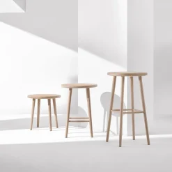 Stolab Bar Stools*Miss Button bar stool, Oak natural oil. high Beige