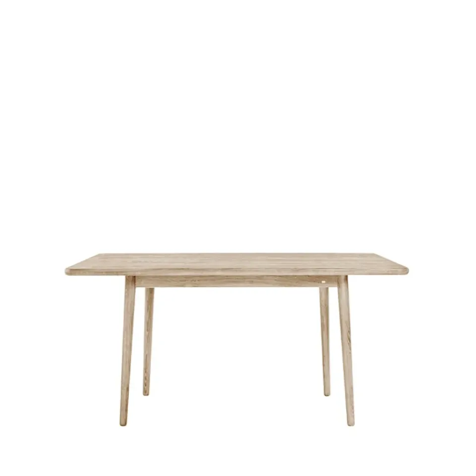 Stolab Dining Tables*Miss Holly dining table. 235x82 cm, Oak light matt lacquer. 2 inserts Beige