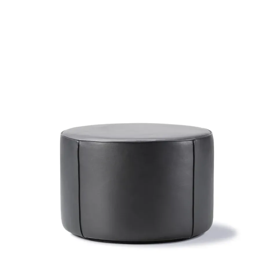 Fredericia Furniture Sitting Poufs*Mono seat pouf, Leather omni 301 -Ø55 cm Black