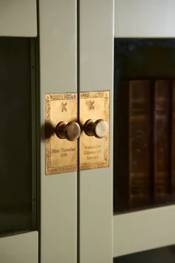 Källemo Display & Glass Cabinets*National Geographic bookcase, -plinth-base-brass Yellow