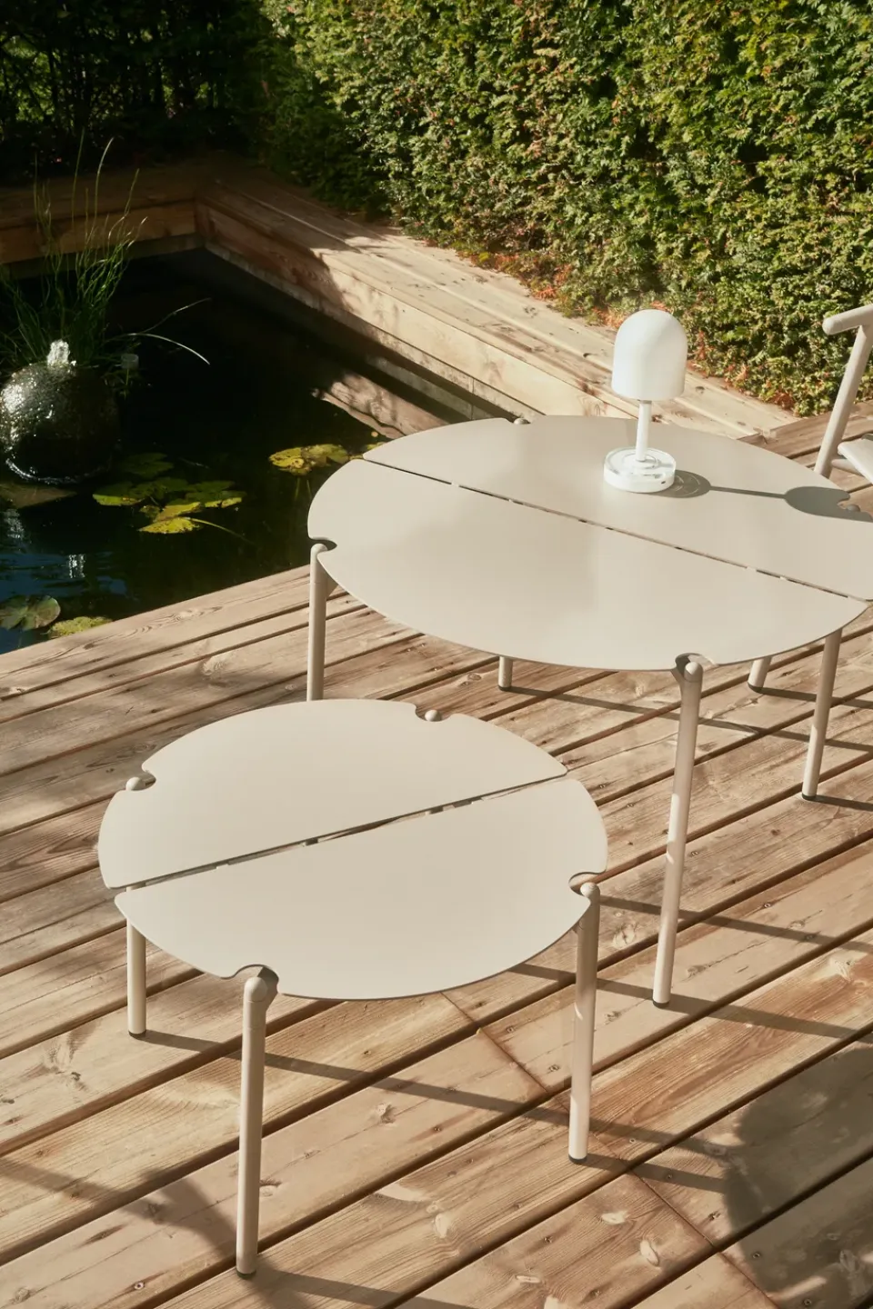 AYTM Table For Outdoor Use|Outdoor Lounge Furniture*NOVO lounge table Ø50x35 cm, Gingerbread RedOrange