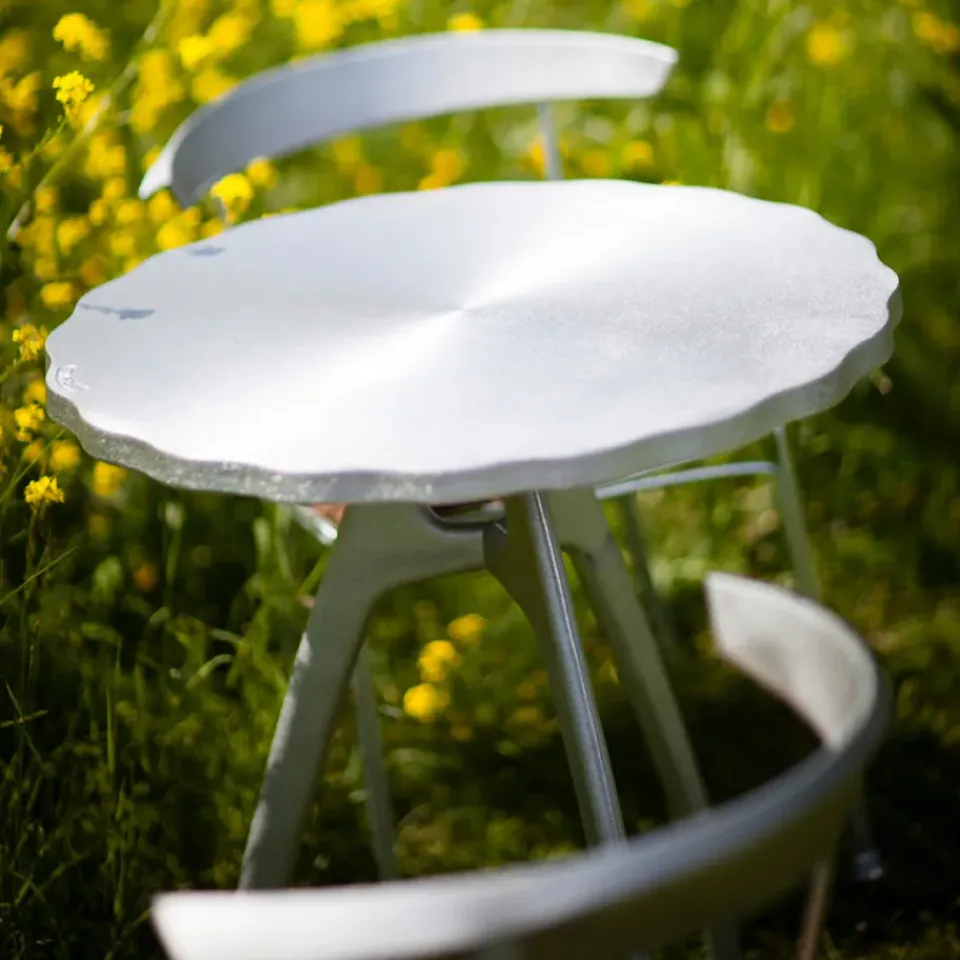 Byarums bruk Table For Outdoor Use*Odd coffee table, Aluminum, raw aluminum stand, loop Silver-coloured