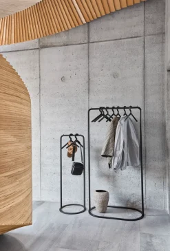 Woud Clothes Racks, Coat Stands & Hangers*O&O clothes hanger, Large Black