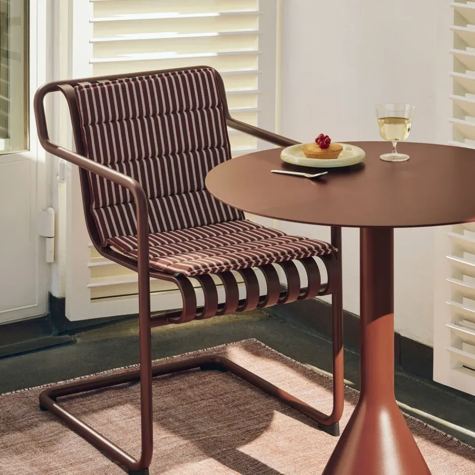 HAY Seating*Palissade Cantilever Dining armchair, Iron Red