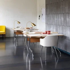 &Tradition Desks*Pavilion AV16 desk, linoleum, lacquered oak, leg Black