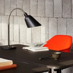 &Tradition Desks*Pavilion AV16 desk, linoleum, lacquered oak, leg Black
