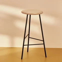 Warm Nordic Bar Stools*Pebble barstool, Smoked oak, h.65, black legs Beige