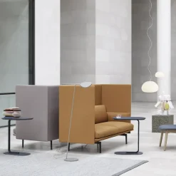 Muuto Side Tables*Relate Side table H: 73.5 cm, Oak veneer-Black Beige