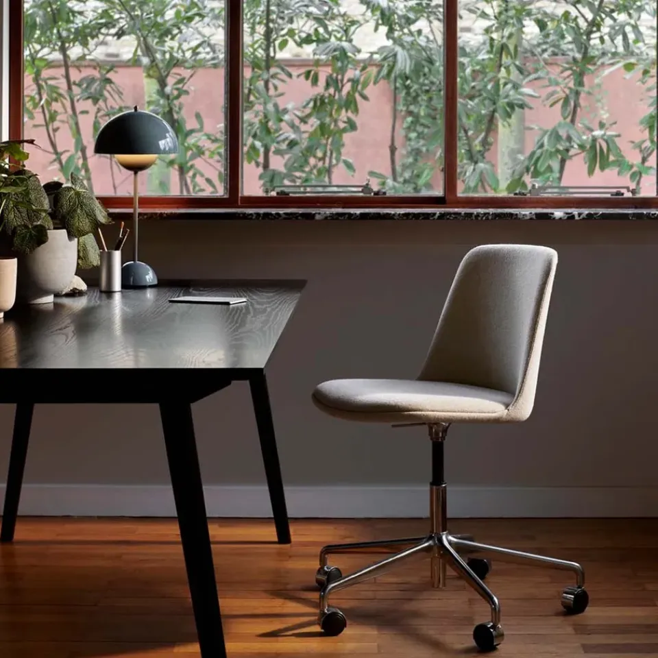 &Tradition Office Chairs*Rely HW31 office chair, Hallingdal 200-aluminium base White