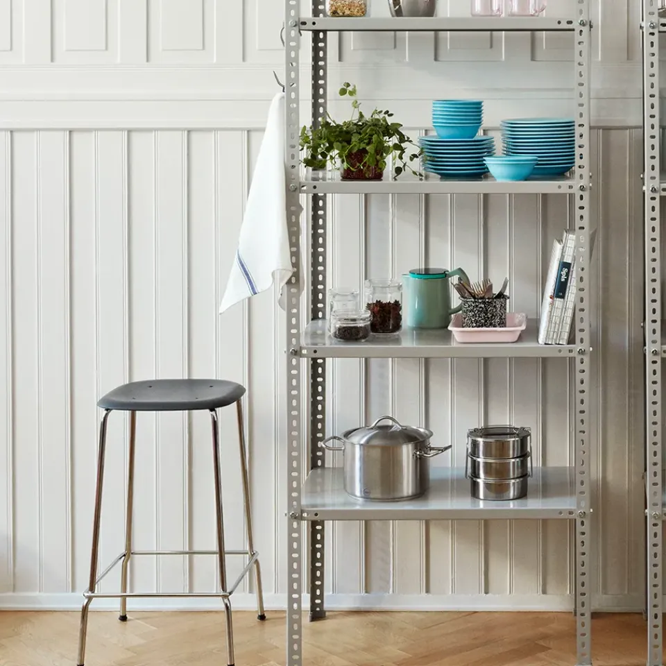 HAY Bar Stools*Soft Edge 30 Low bar stool, Soft , black steel frame Grey