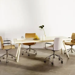 Swedese Office Chairs*Stella office chair can be raised/lowered with tilt, Leather elmosoft 99999 , chrome stand, flexible back Black