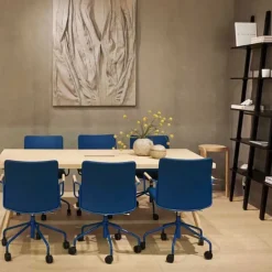 Swedese Office Chairs*Stella office chair can be raised/lowered with tilt, Leather elmosoft 99999 , chrome stand, leather-covered armrests, flexible back Black